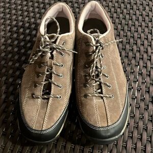 LL Bean Brown Suede Lace Up Low Top Comfort Casual Sneaker Shoes Size 11 M